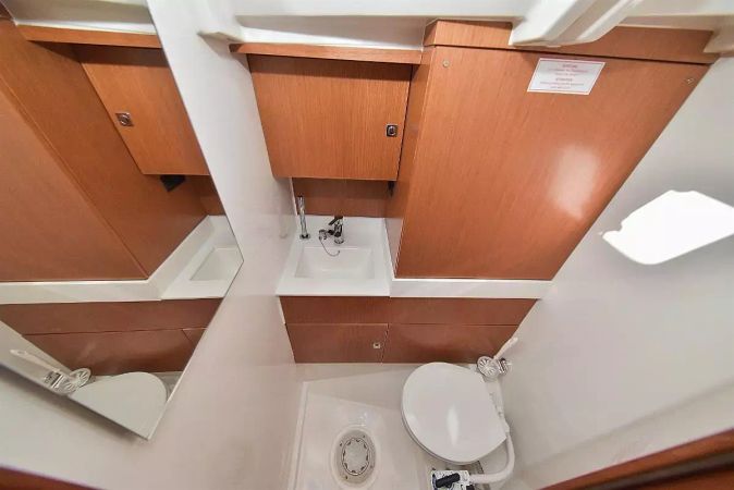 Bavaria Cruiser 45 | Nadine