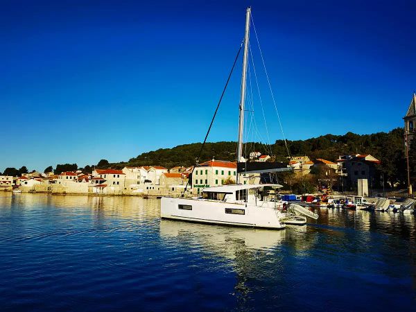 Lagoon 40 | Alexandria