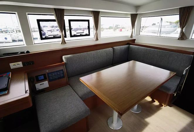 Lagoon 40 | Alexandria