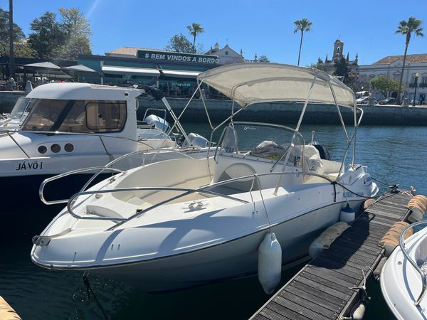 Quicksilver Commander 635 | NessEssity