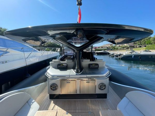 SACS Strider 15 | Goldfinger