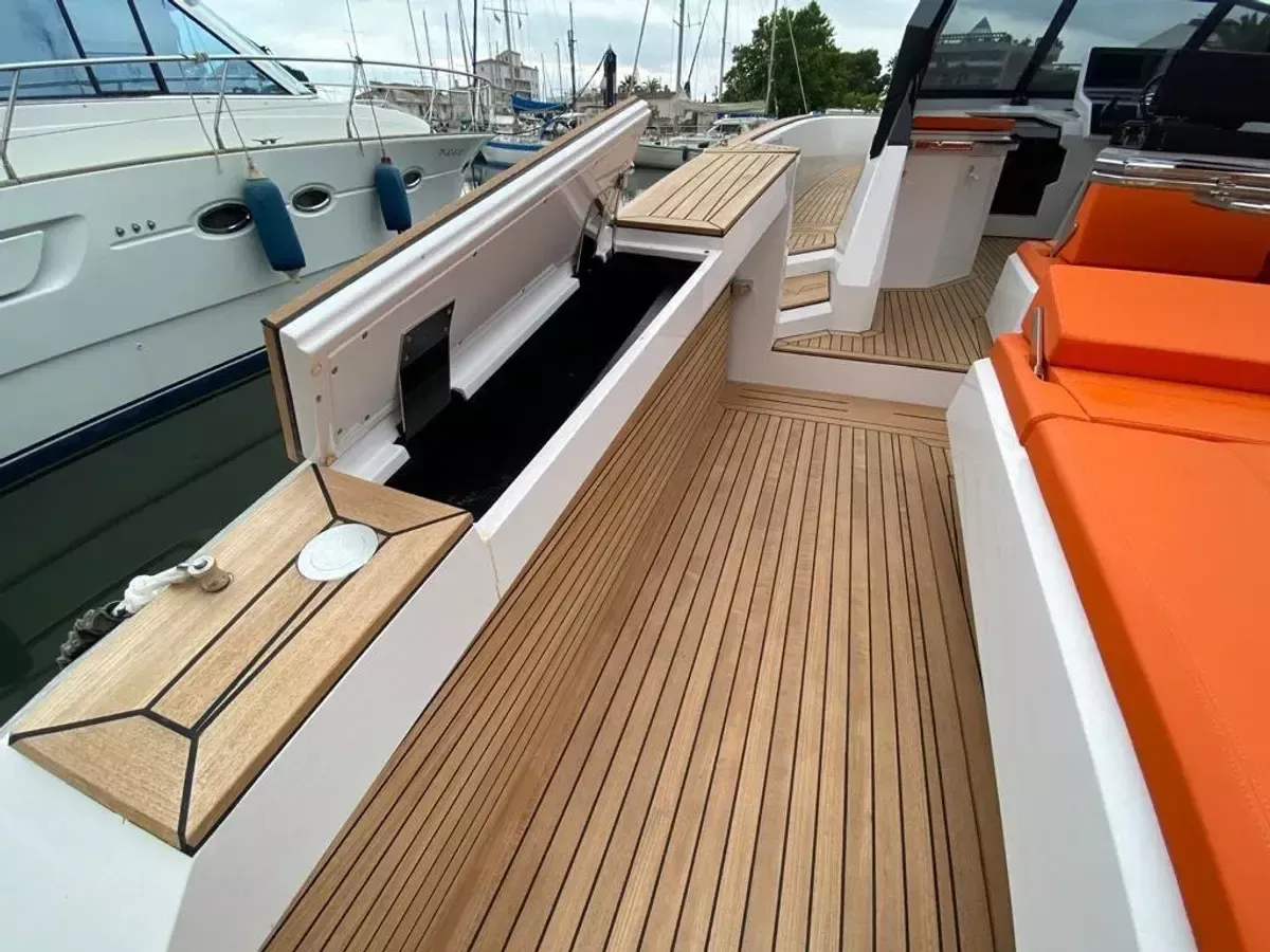 Evo Marine R 43 | Aurora