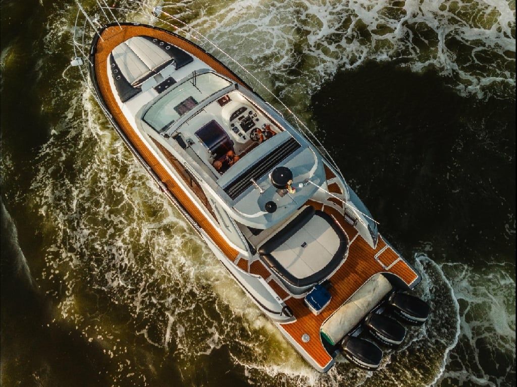 Bavaria S35 | Ambar 2