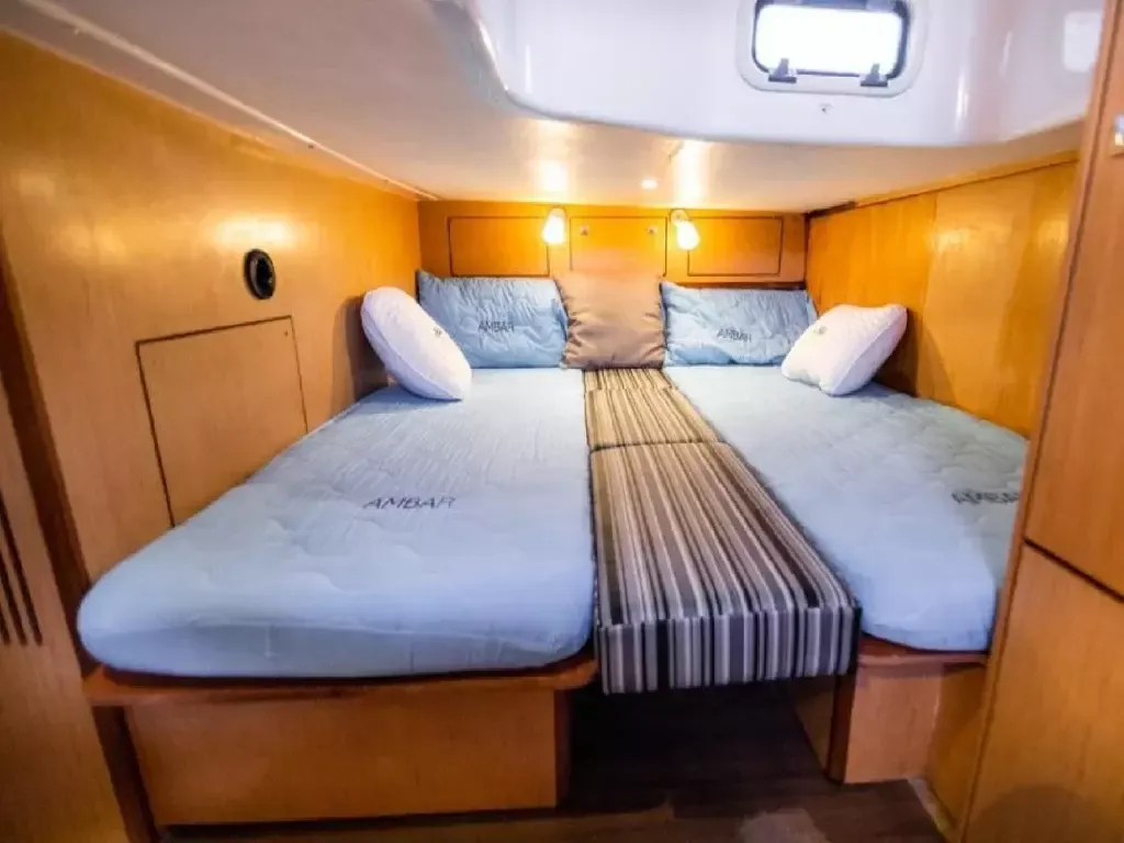 Bavaria S35 | Ambar 2