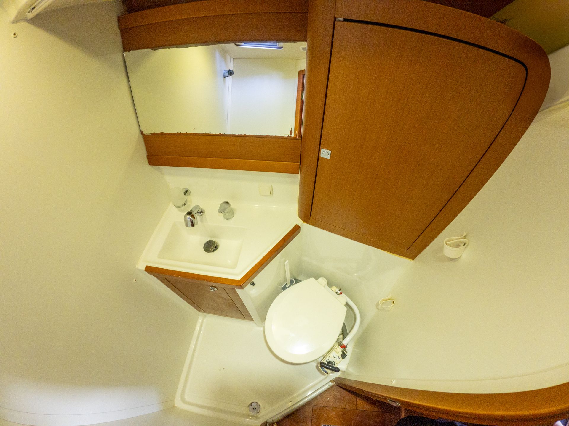 Beneteau Oceanis 48 | Athena