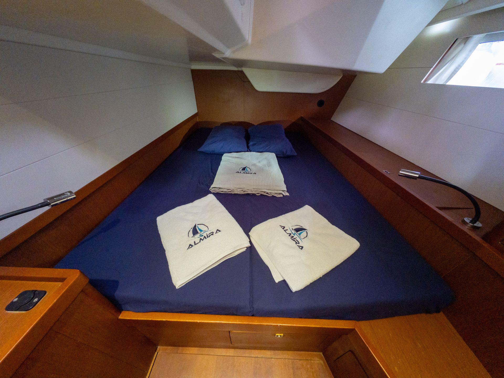 Beneteau Oceanis 48 | Athena