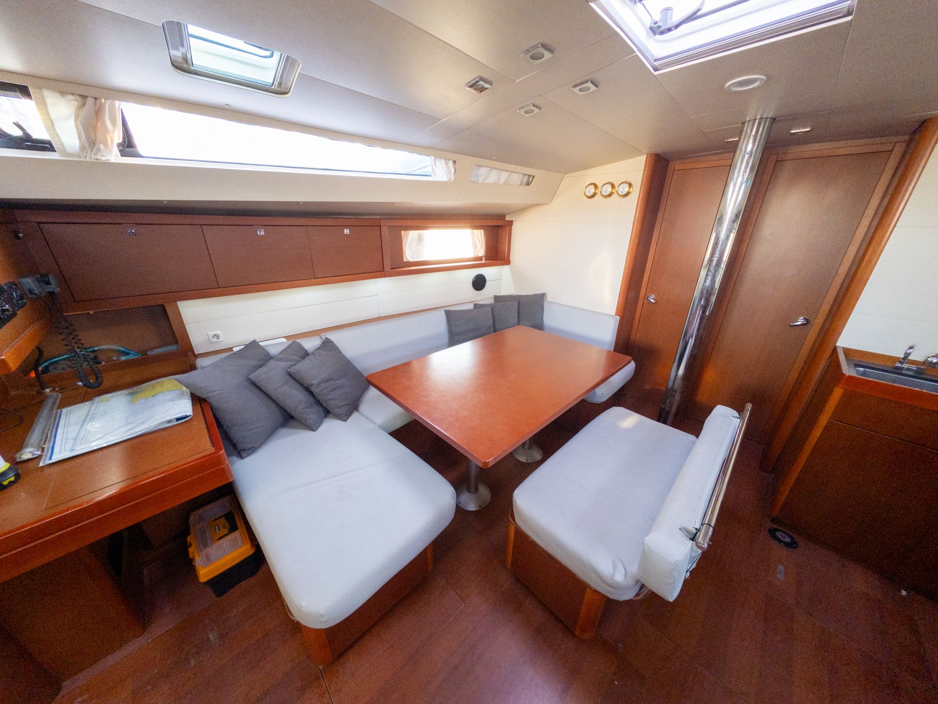 Beneteau Oceanis 48 | Athena