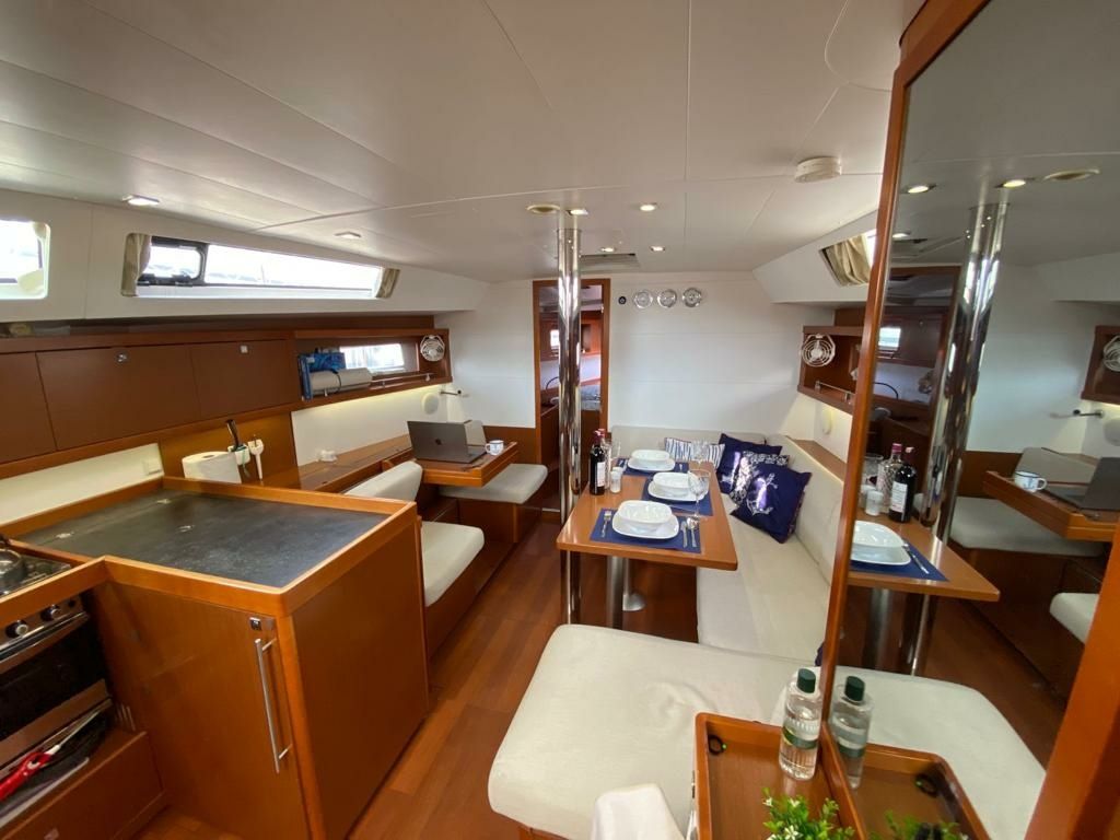 Beneteau Oceanis 41 | Tina