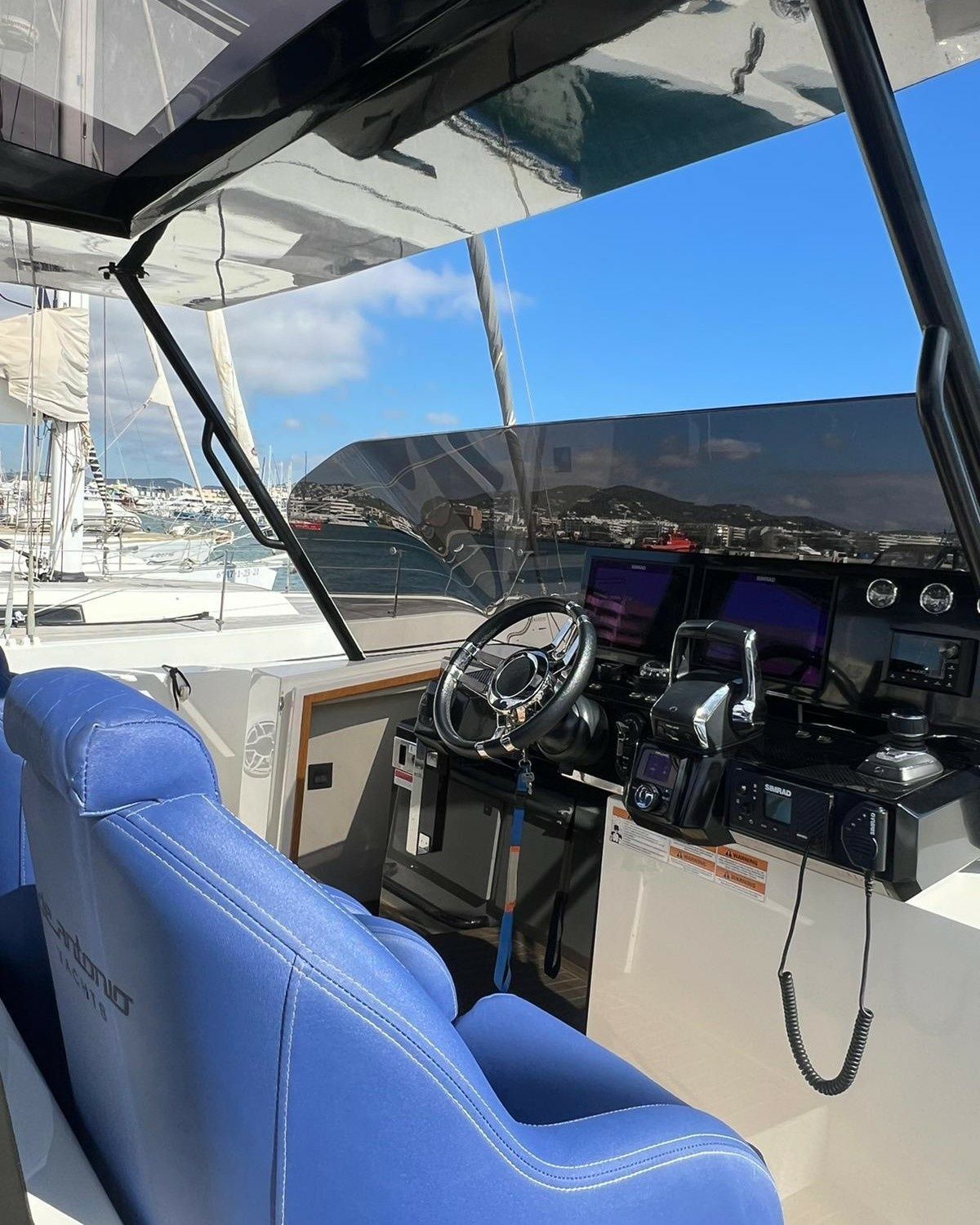 De Antonio D42 Open | Mantis