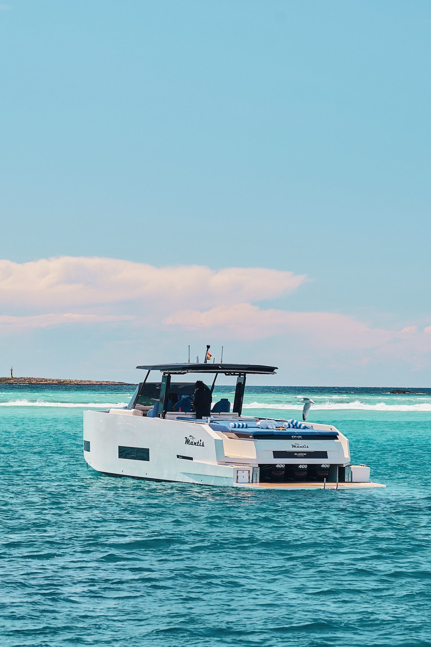 De Antonio D42 Open | Mantis