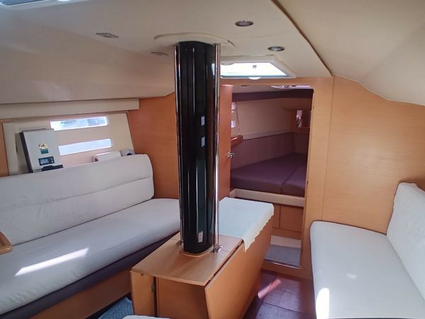 Azuree 40 | Hera Sailing