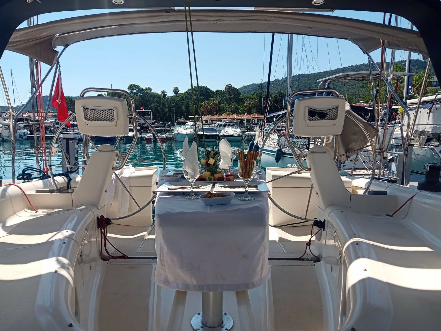 Azuree 40 | Hera Sailing