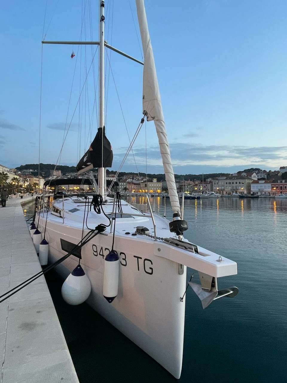 Elan Impression 43 | Skyline