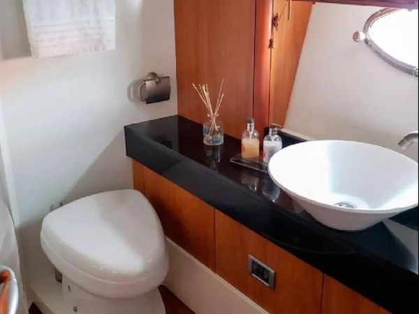 Sunseeker 72 | Predator