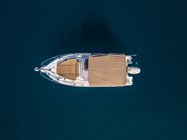 B2 Marine Cap Ferret 752 Cruiser | August