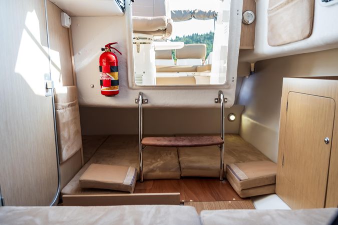 B2 Marine Cap Ferret 752 Cruiser | August