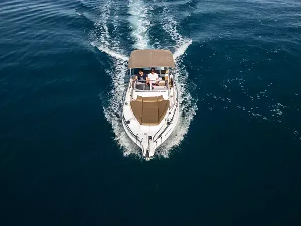 B2 Marine Cap Ferret 752 Cruiser | August