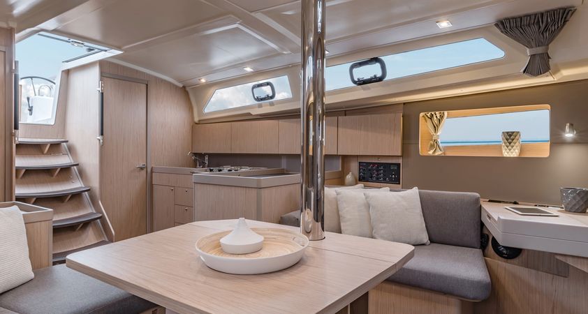 Beneteau Oceanis 41.1 | Poison