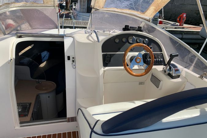 Chaparral Rio 700 | Tola