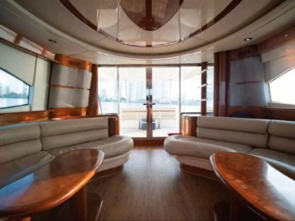 Azimut 70 | Sea Land