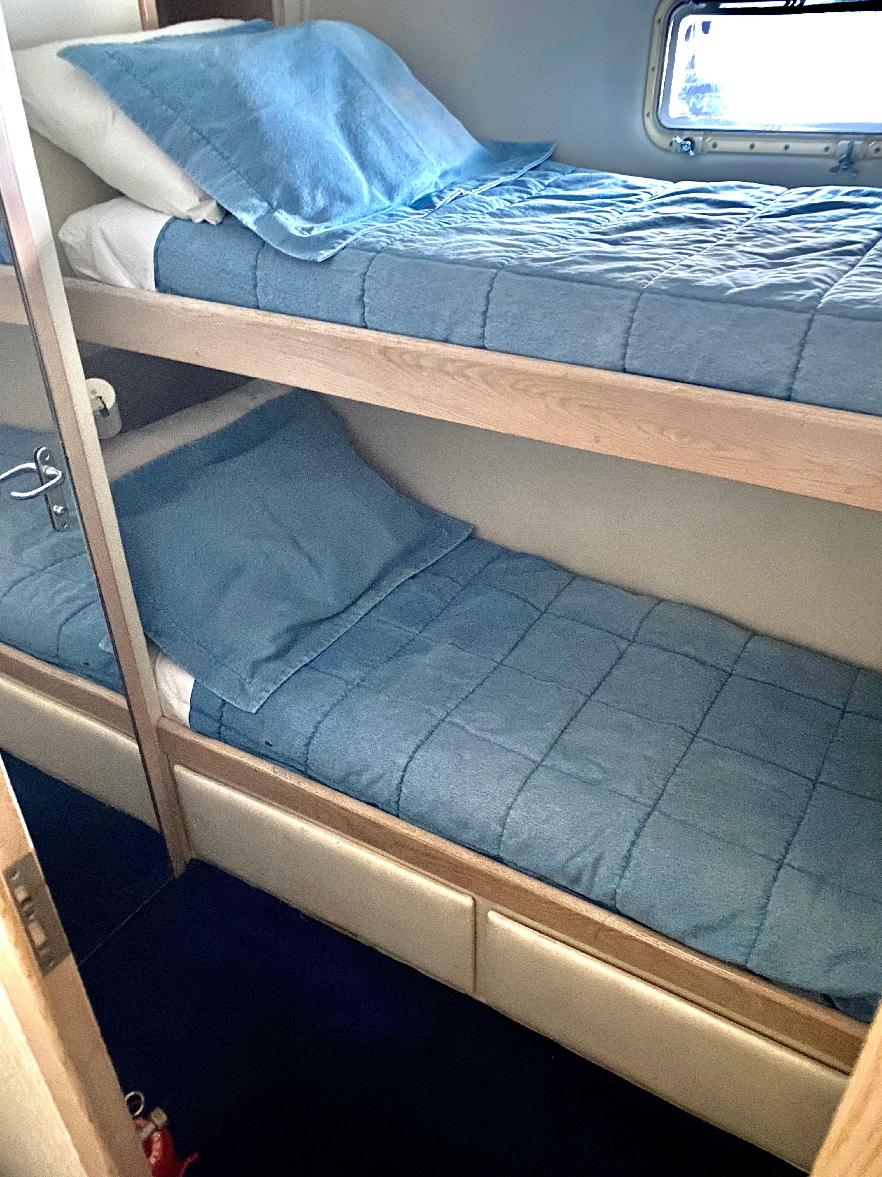 Hatteras Convertible 50 | Tipejyas
