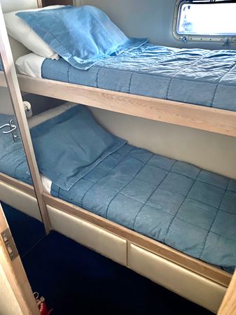 Hatteras Convertible 50 | Tipejyas
