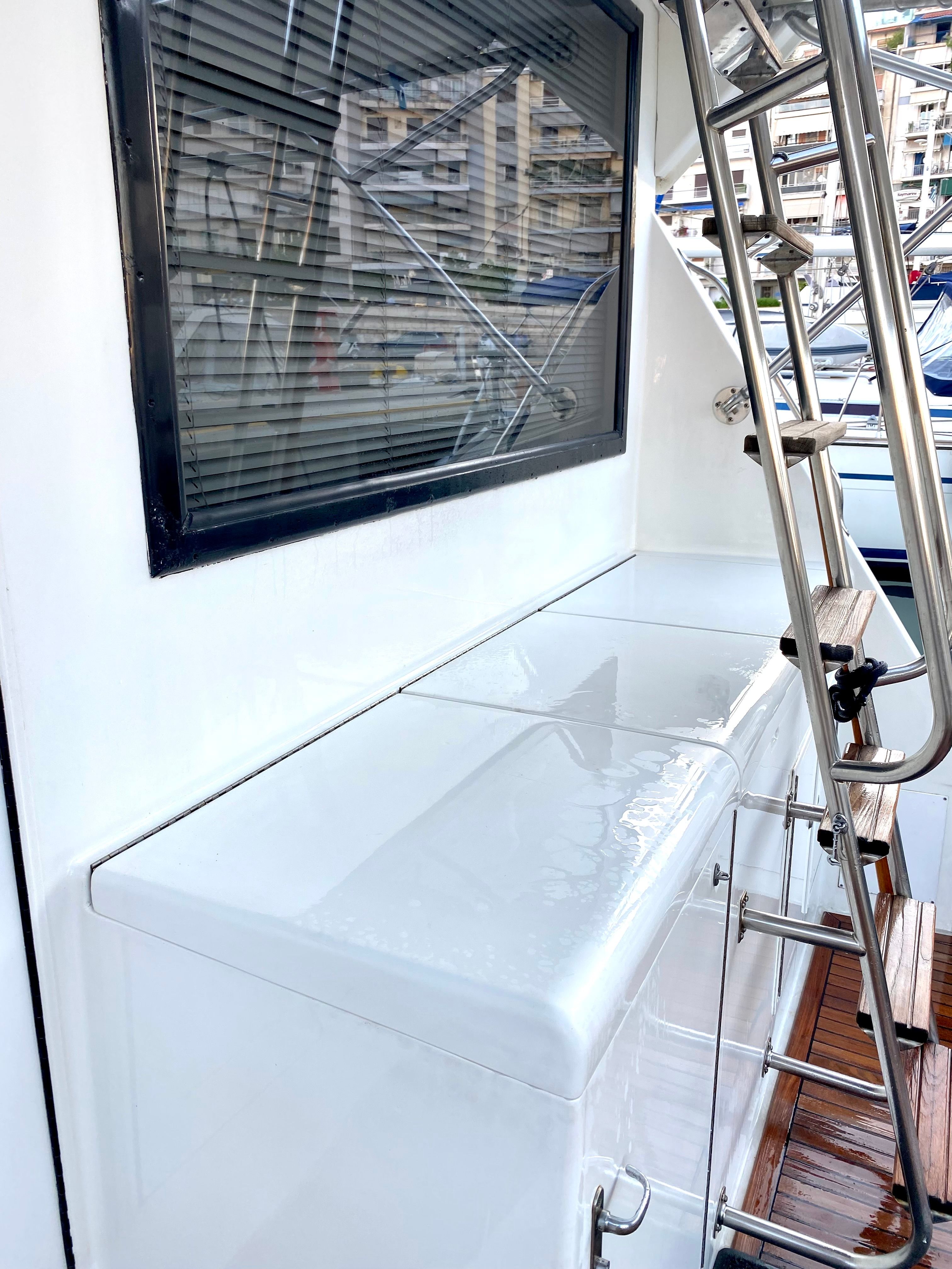 Hatteras Convertible 50 | Tipejyas