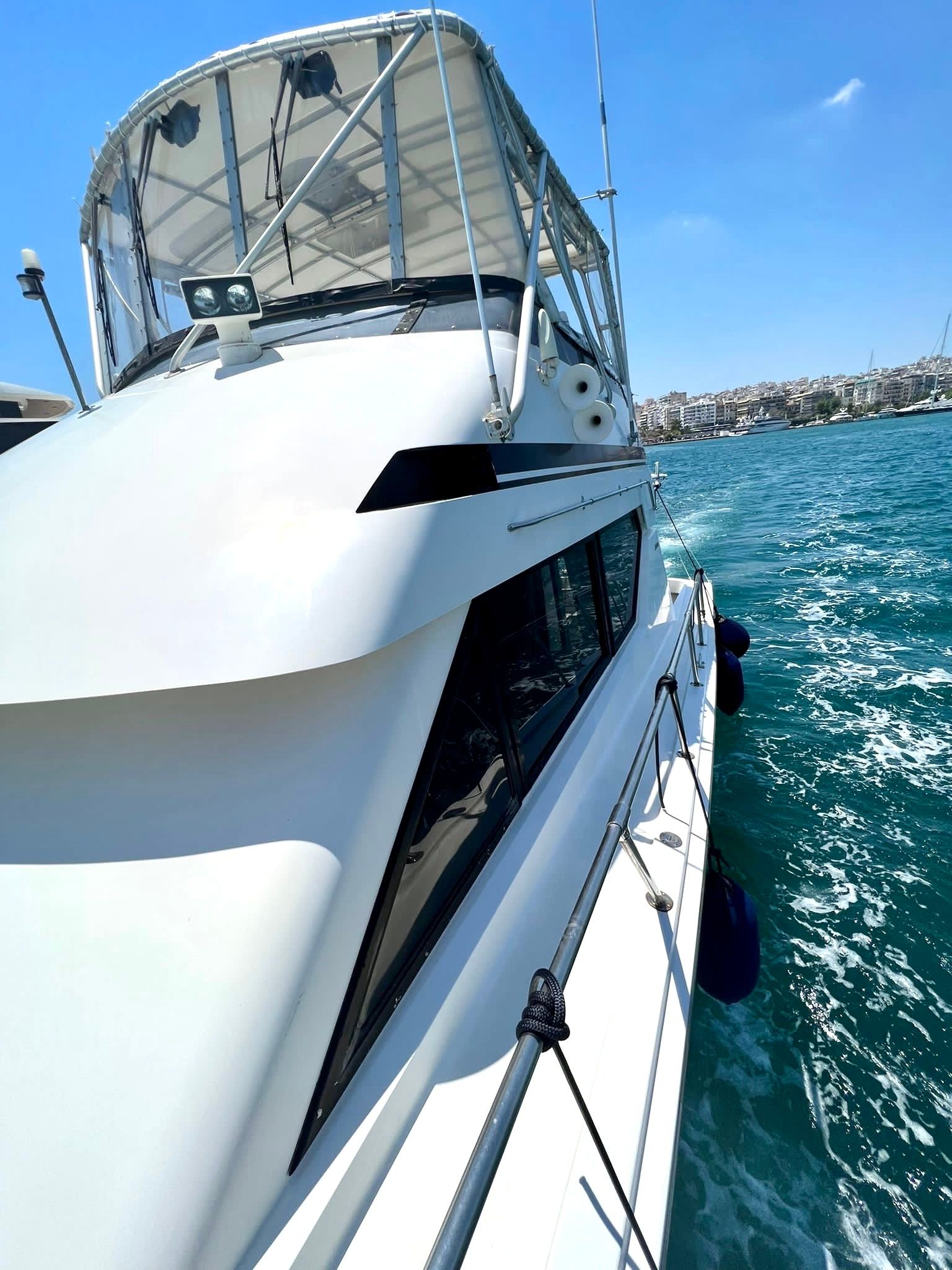 Hatteras Convertible 50 | Tipejyas