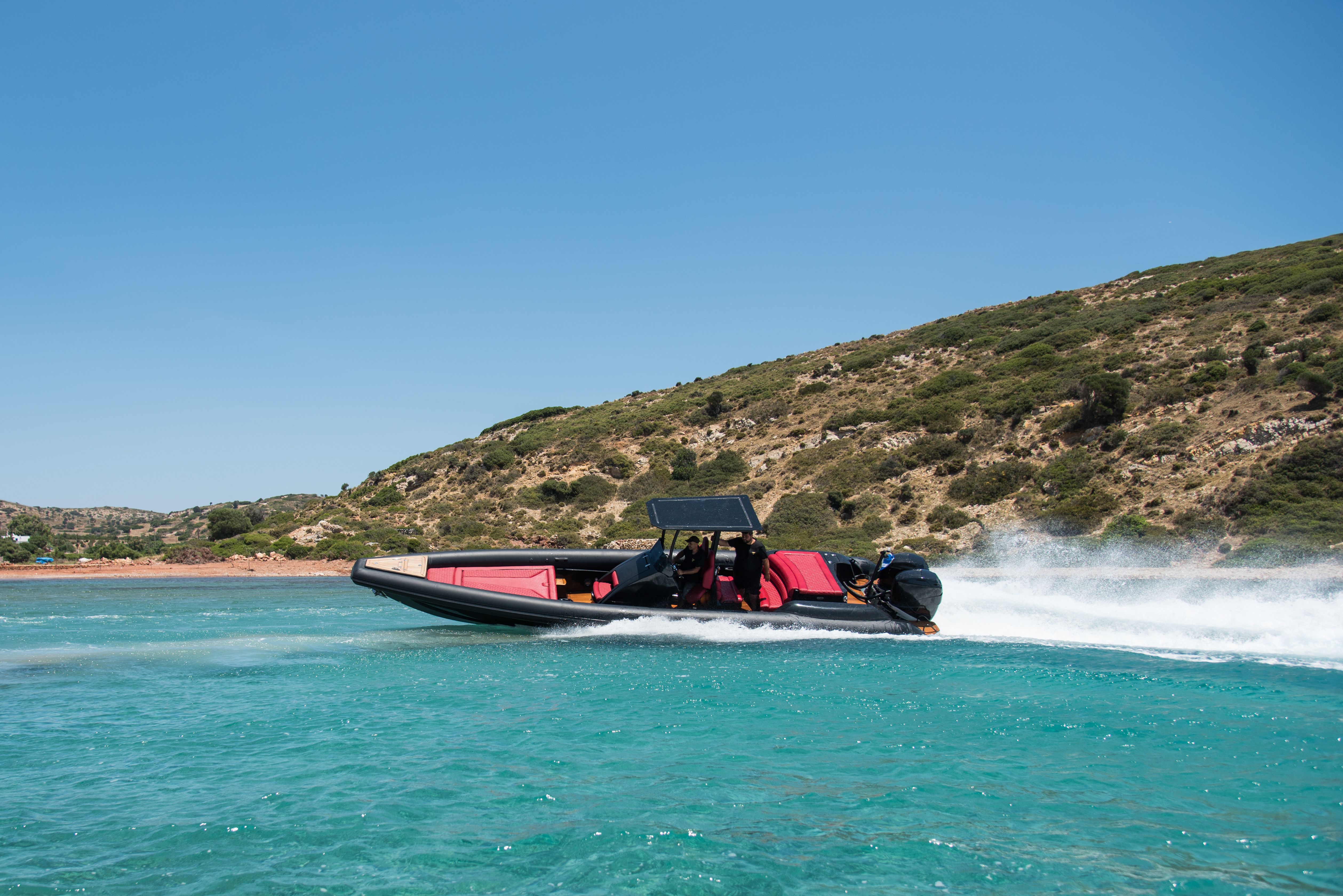 Technohull 999 | Escape