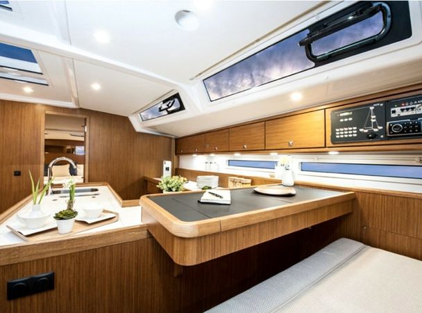 Bavaria Cruiser 56 | Nautisirius