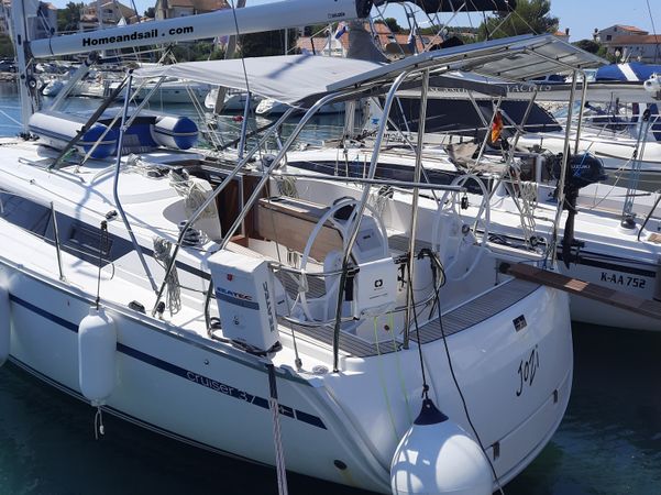 Bavaria Cruiser 37 | Jozi