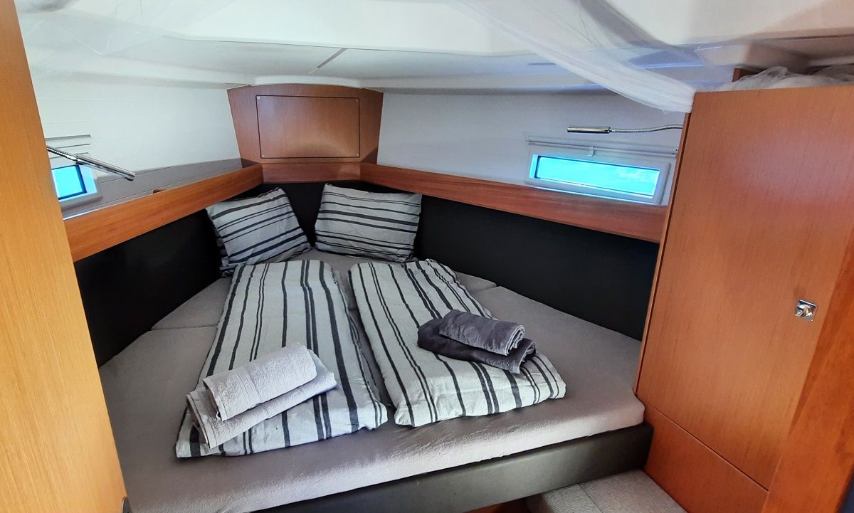 Bavaria Cruiser 37 | Jozi