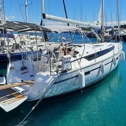 Bavaria Cruiser 37 | Jozi