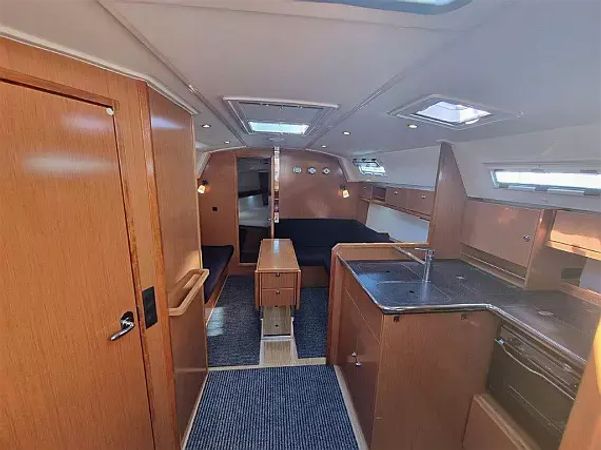 Bavaria Cruiser 36 | Eleven