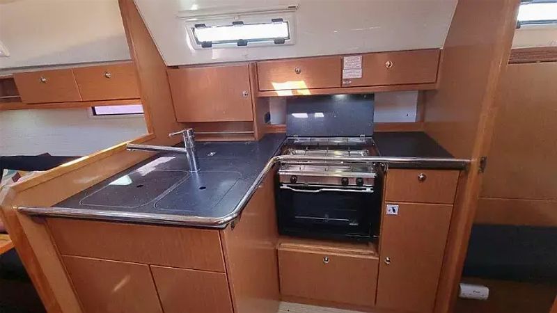 Bavaria Cruiser 36 | Eleven