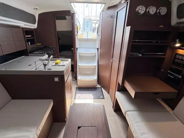 Beneteau Oceanis 34.1 | Anoia
