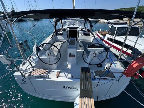 Beneteau Oceanis 34.1 | Anoia