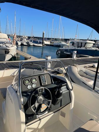 Quicksilver 505 | Strauss