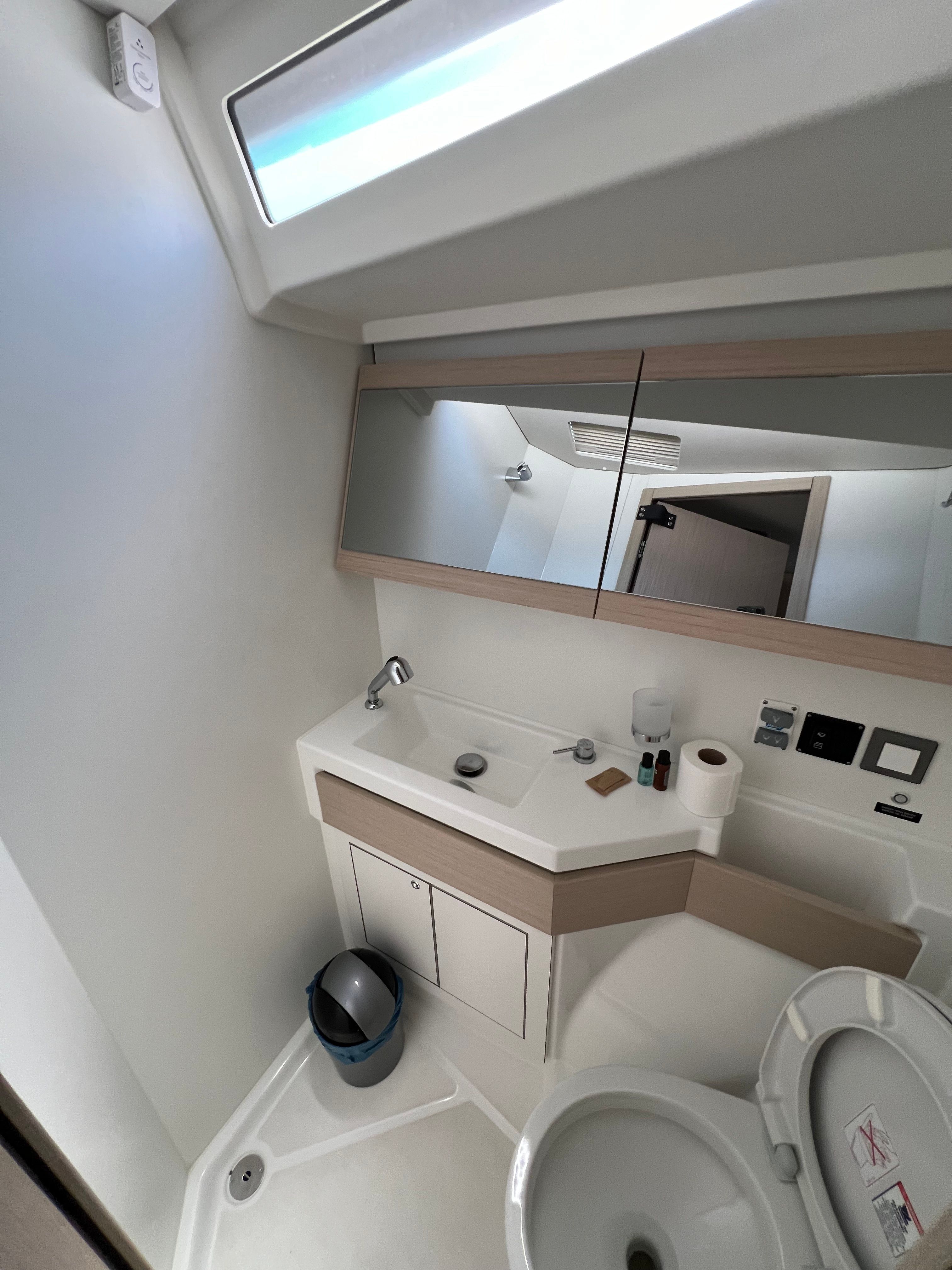 Beneteau Oceanis 46.1 | Sunsail 23