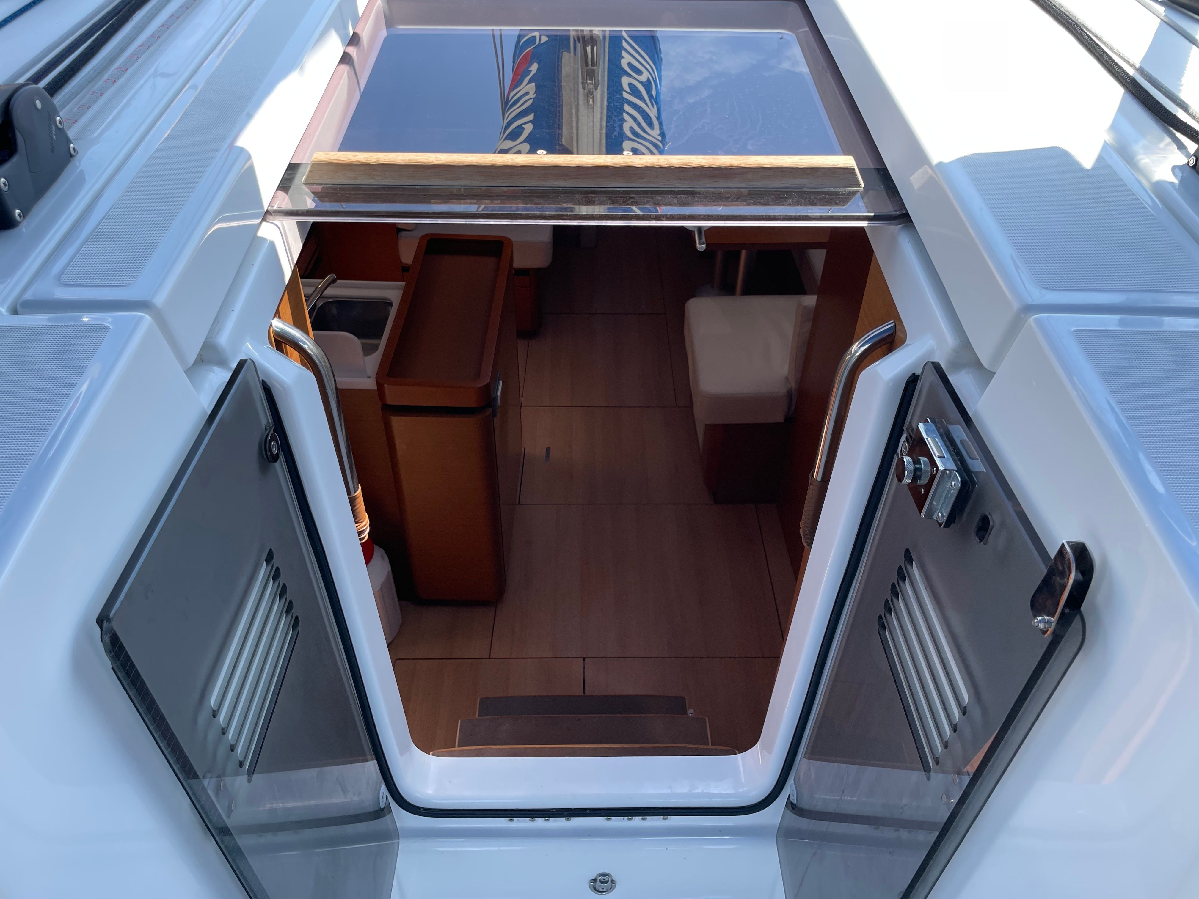 Jeanneau Sun Odyssey 410 | Sunsail 23