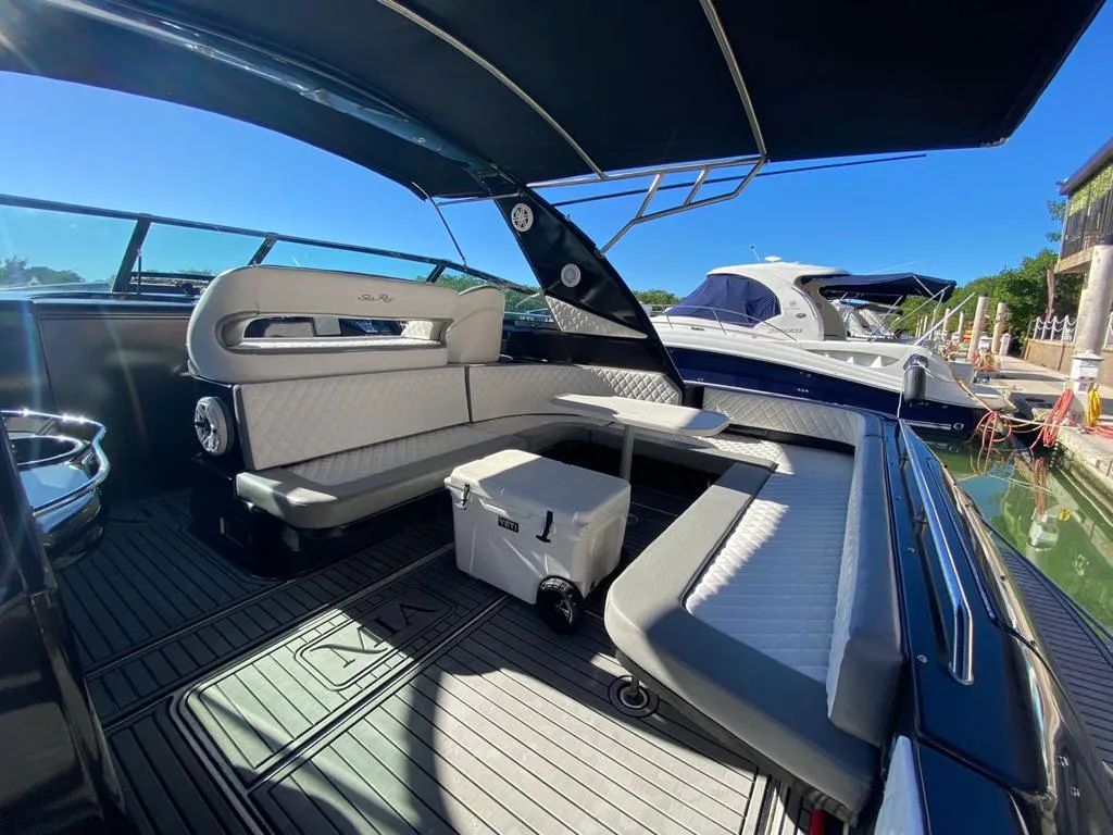 Sea Ray 43 | Mia