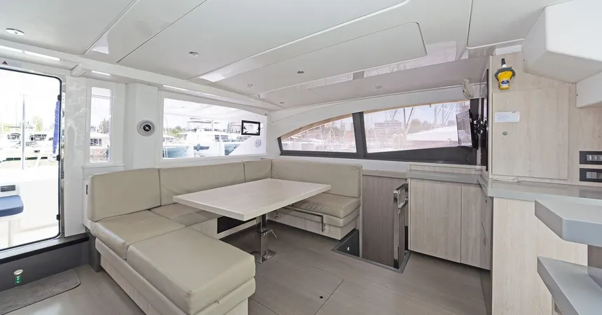 Leopard 48 | Satisfaction13