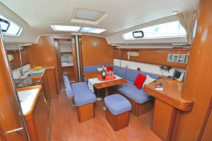 Beneteau Oceanis 43 | Belamour