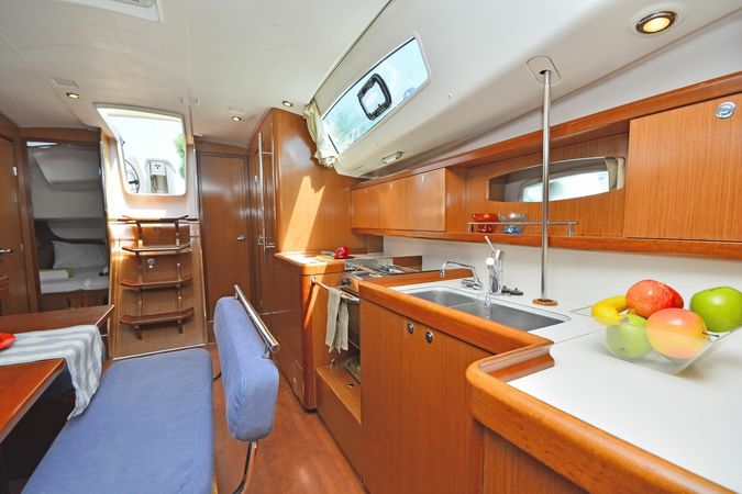 Beneteau Oceanis 43 | Belamour