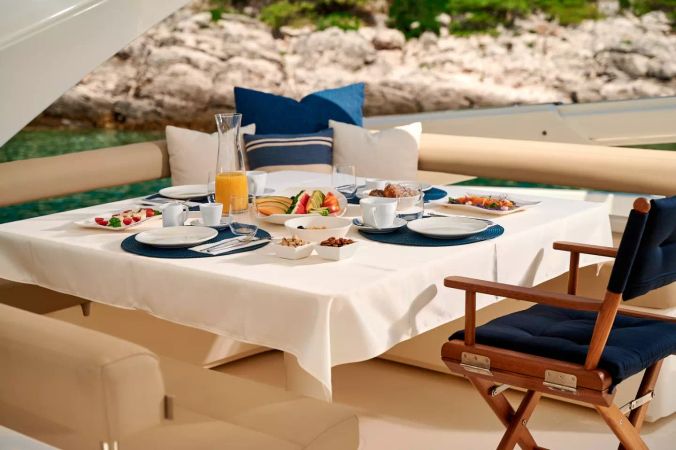 Ferretti 731 | Stella d'Oro