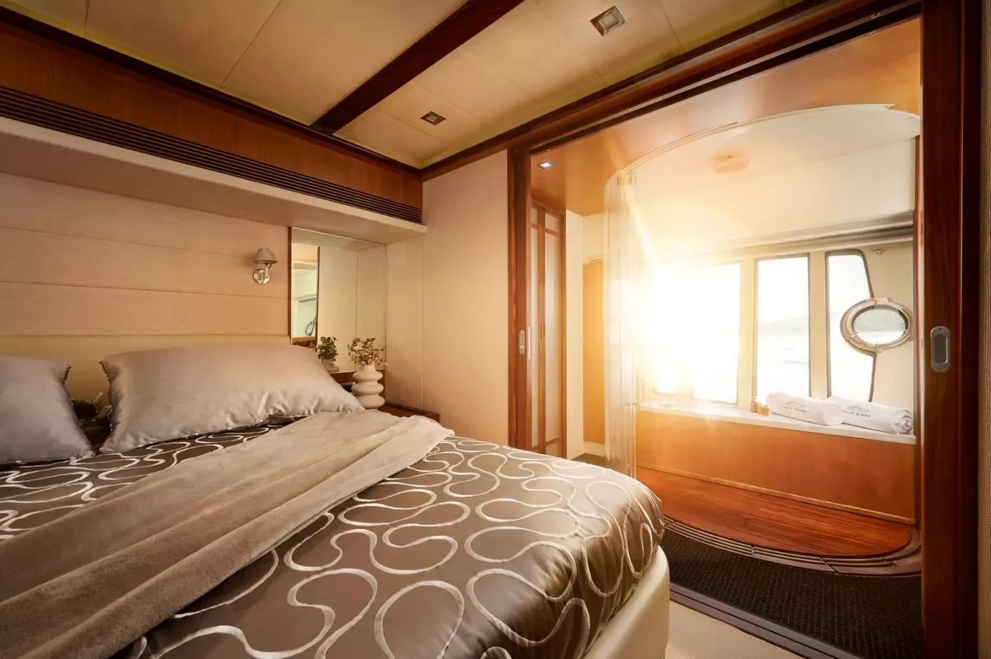 Ferretti 731 | Stella d'Oro