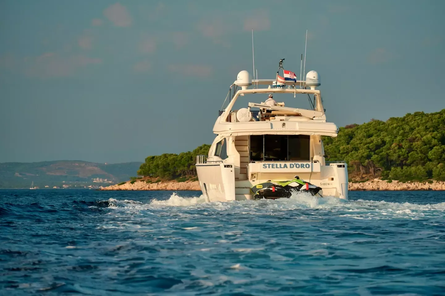 Ferretti 731 | Stella d'Oro