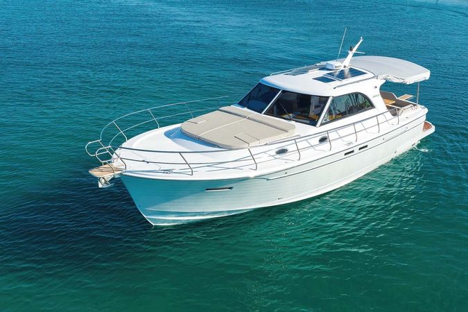 SAS Vektor Adriana 44 | 22