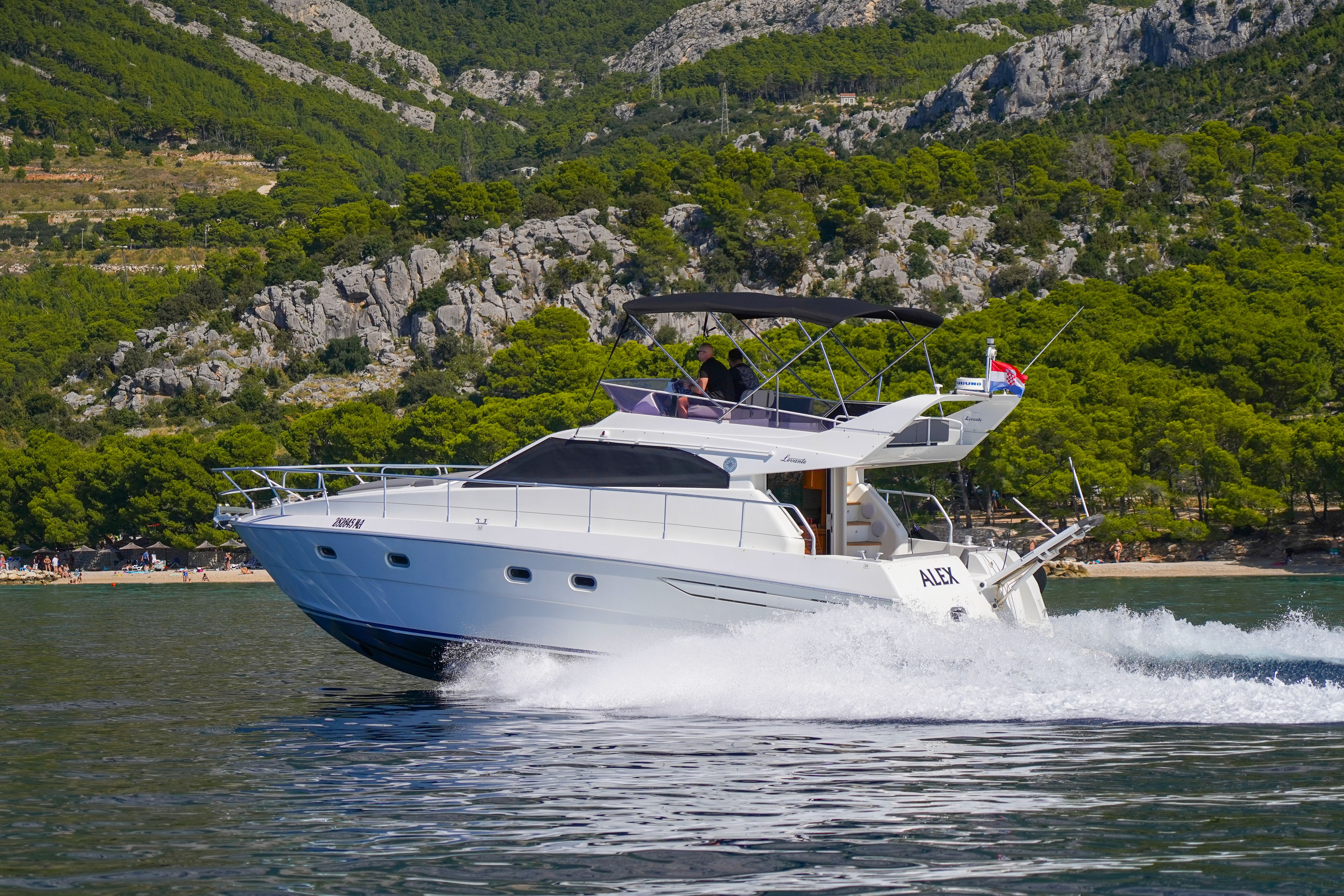 Levante 43 Fly | Alex