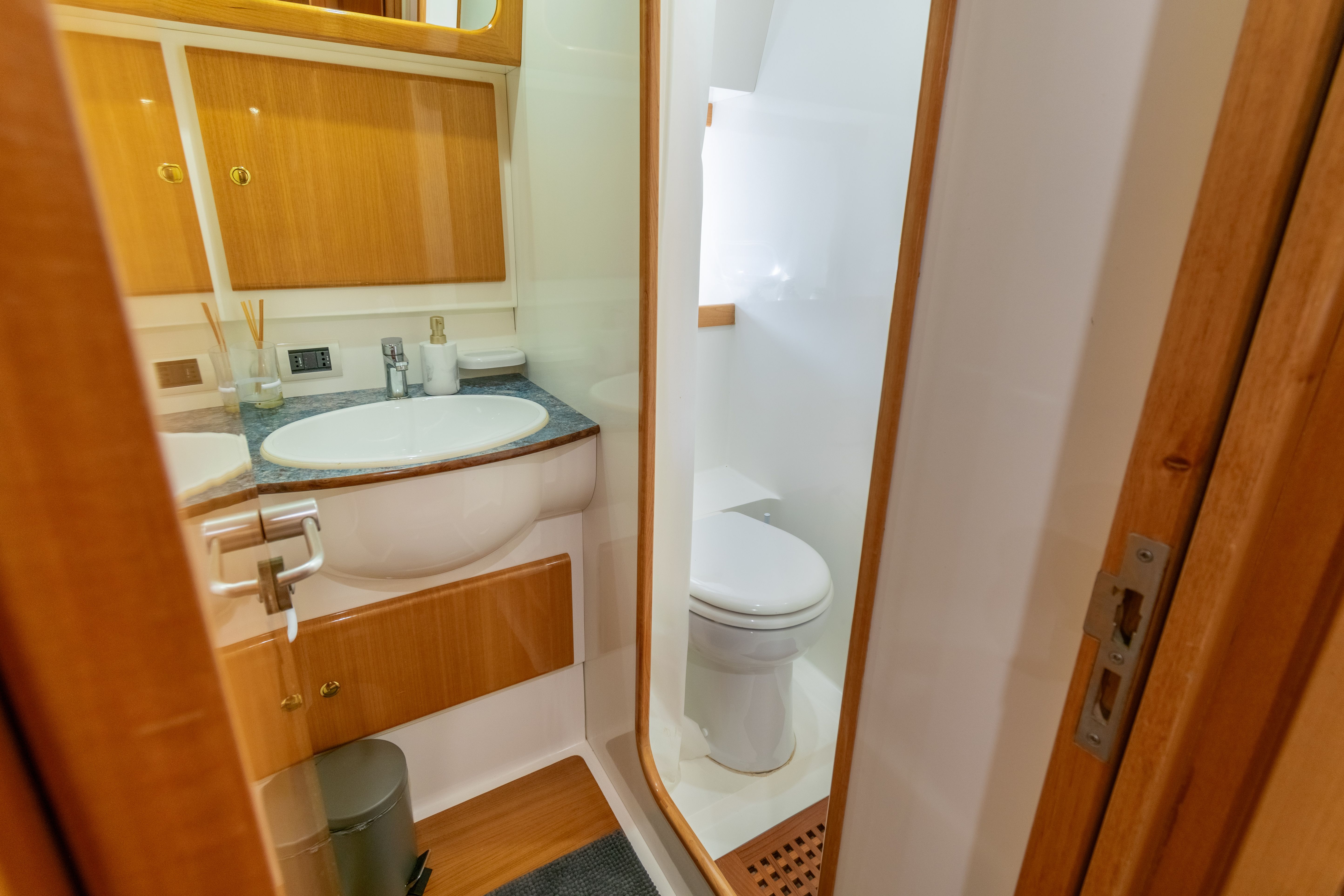 Levante 43 Fly | Alex